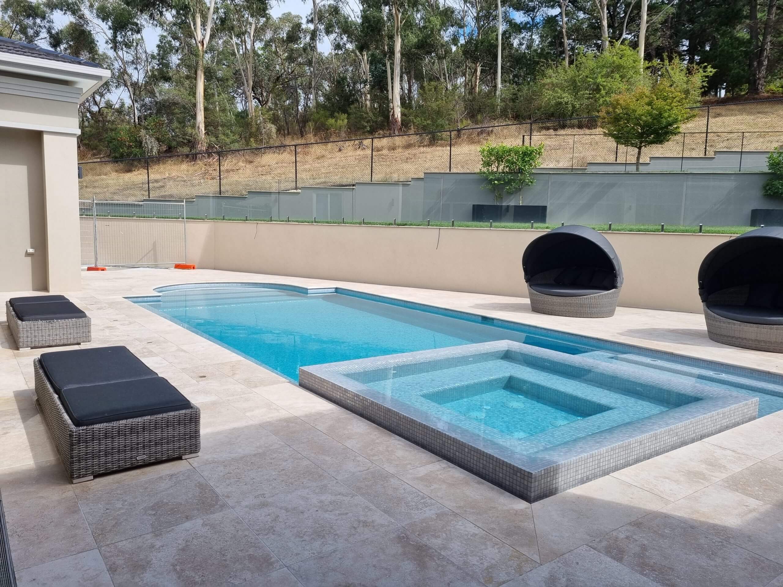 Classic Premium Travertine (1)