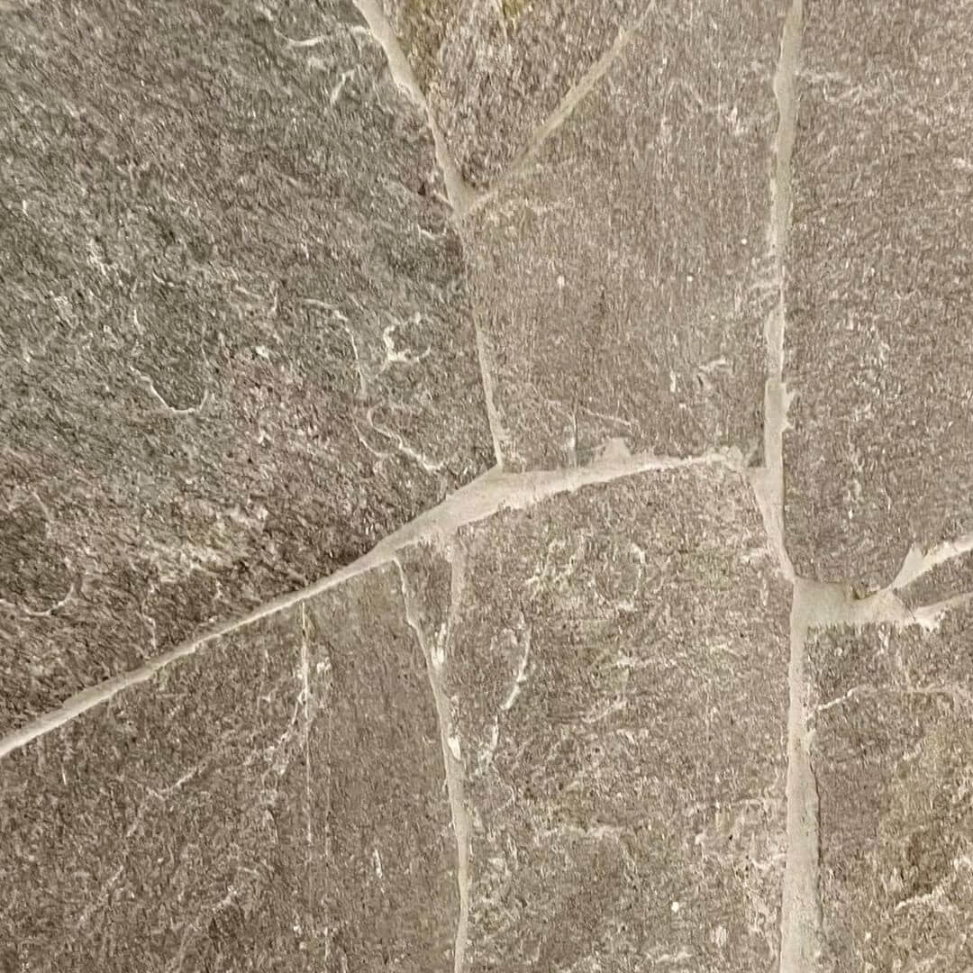 Stormy grey Quartz 1 (1)